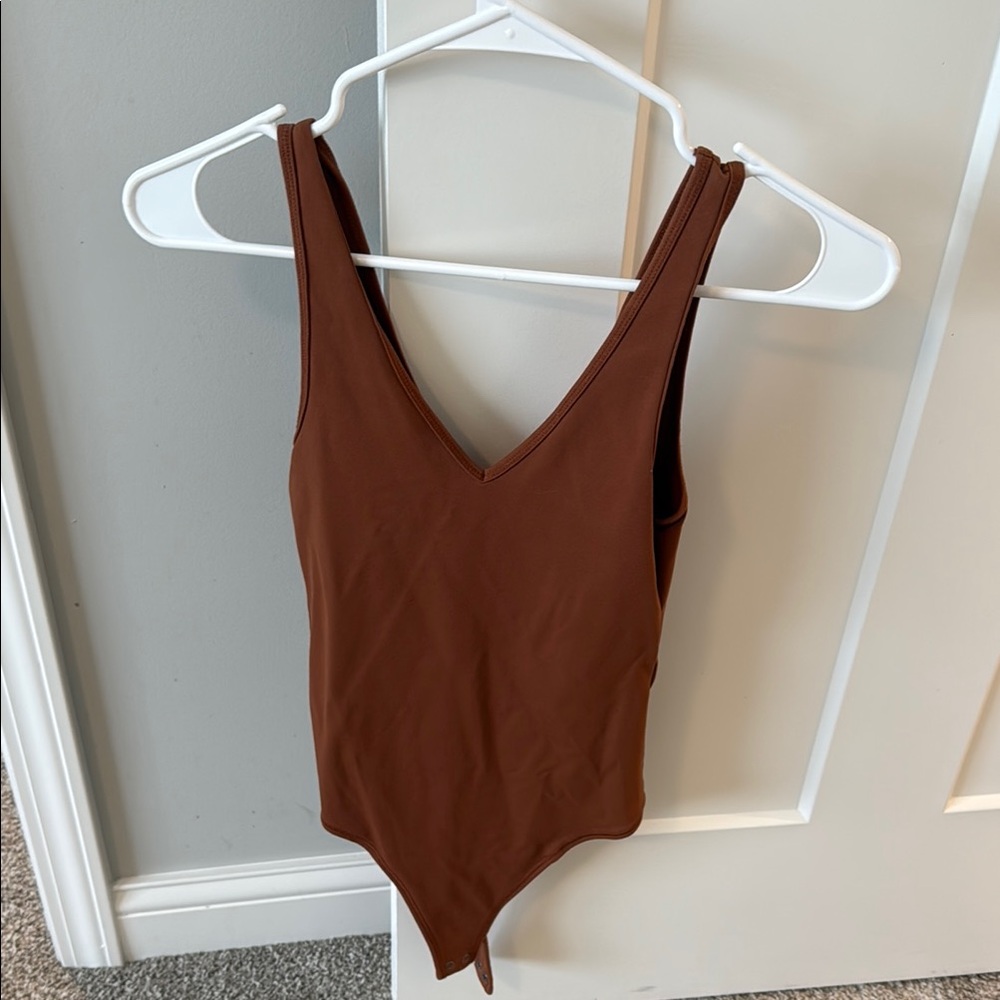Abercrombie & Fitch Chestnut V-Neck Bodysuit